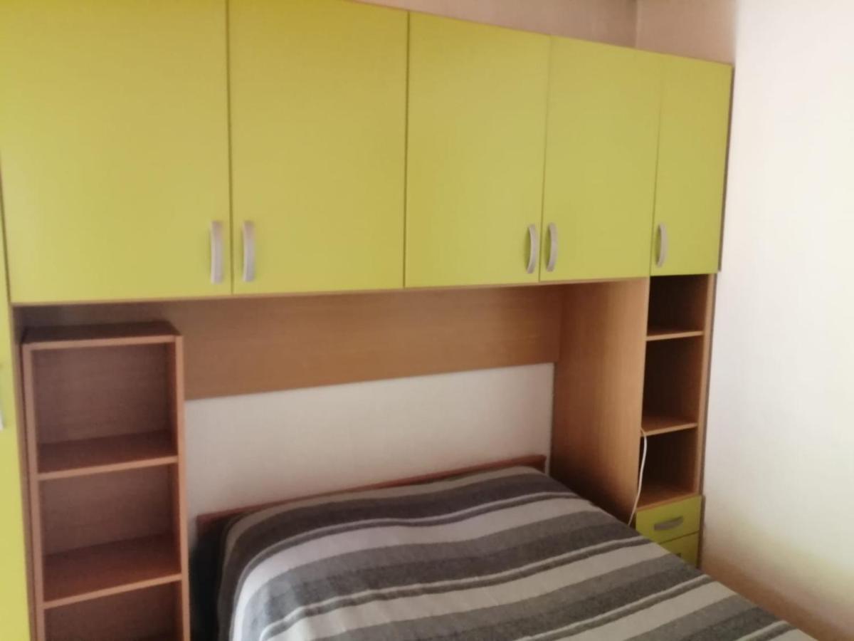 Apartmani Leko Mirjana Baška Voda Eksteriør billede
