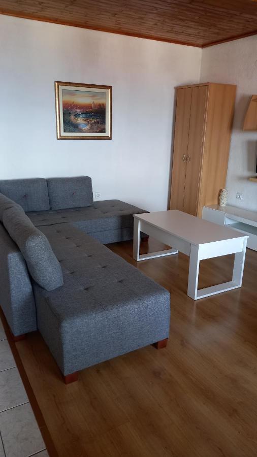 Apartmani Leko Mirjana Baška Voda Eksteriør billede