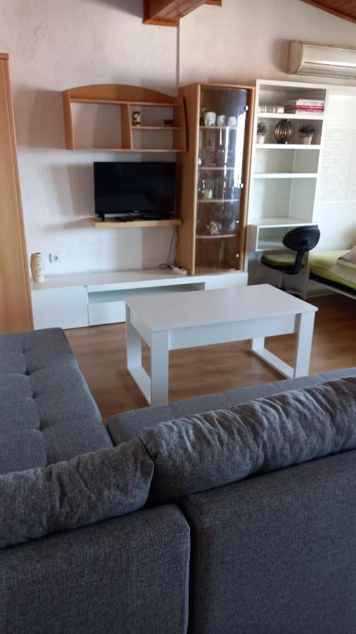 Apartmani Leko Mirjana Baška Voda Eksteriør billede